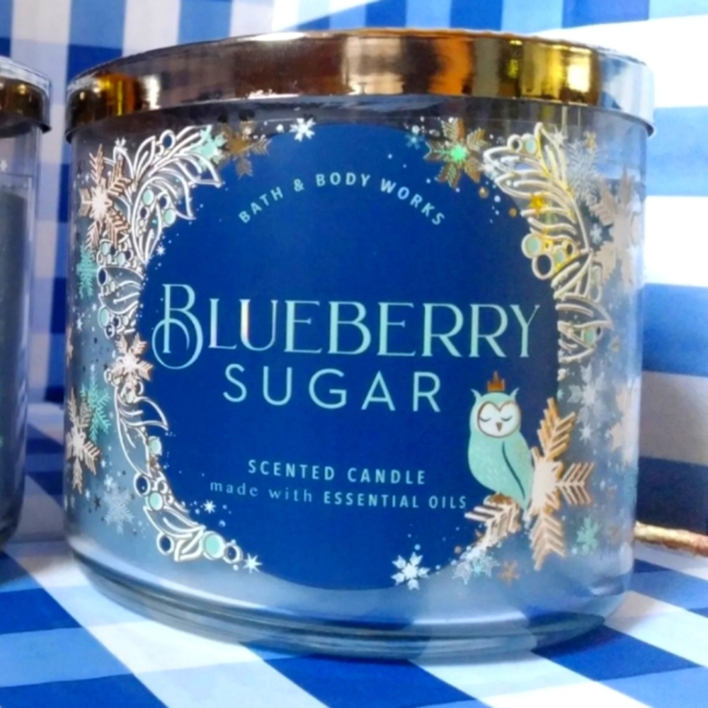 1 pc Blueberry sugar Bath and Body candle
